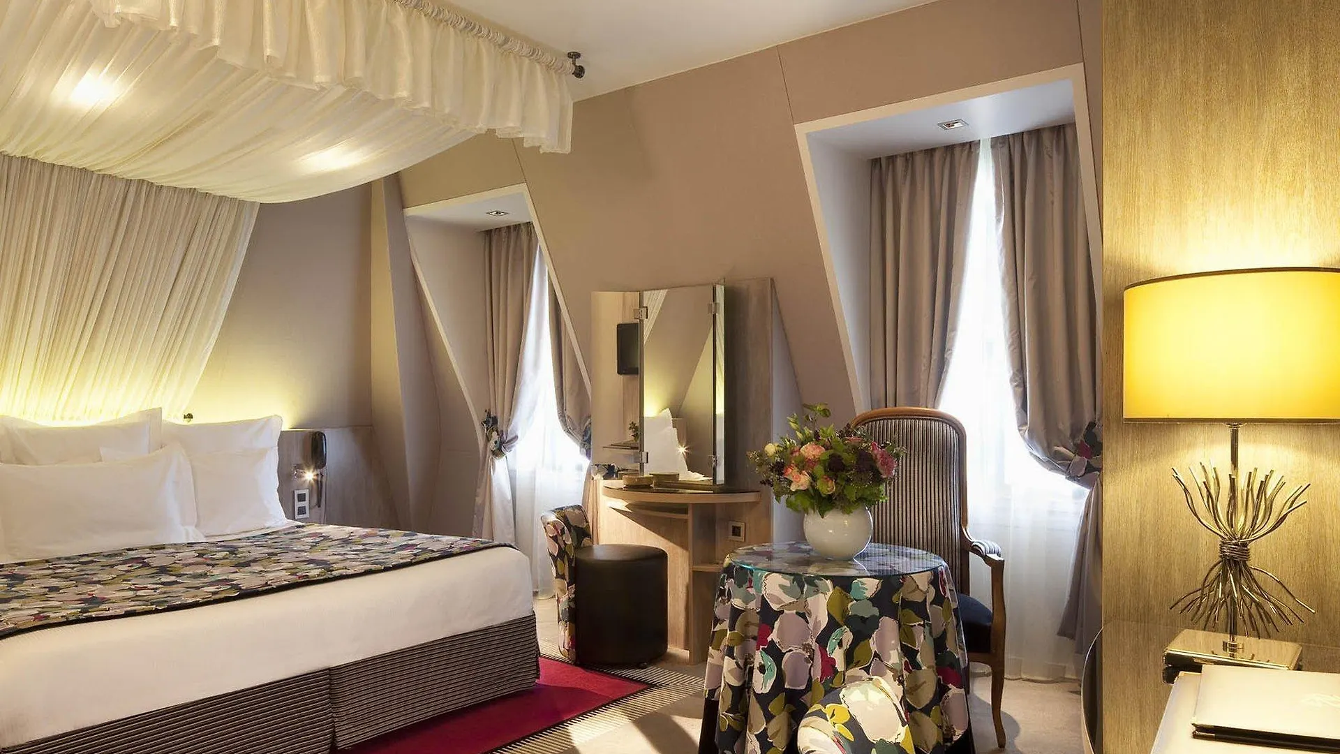 ****  Hotel Regent'S Garden - Astotel Paris France